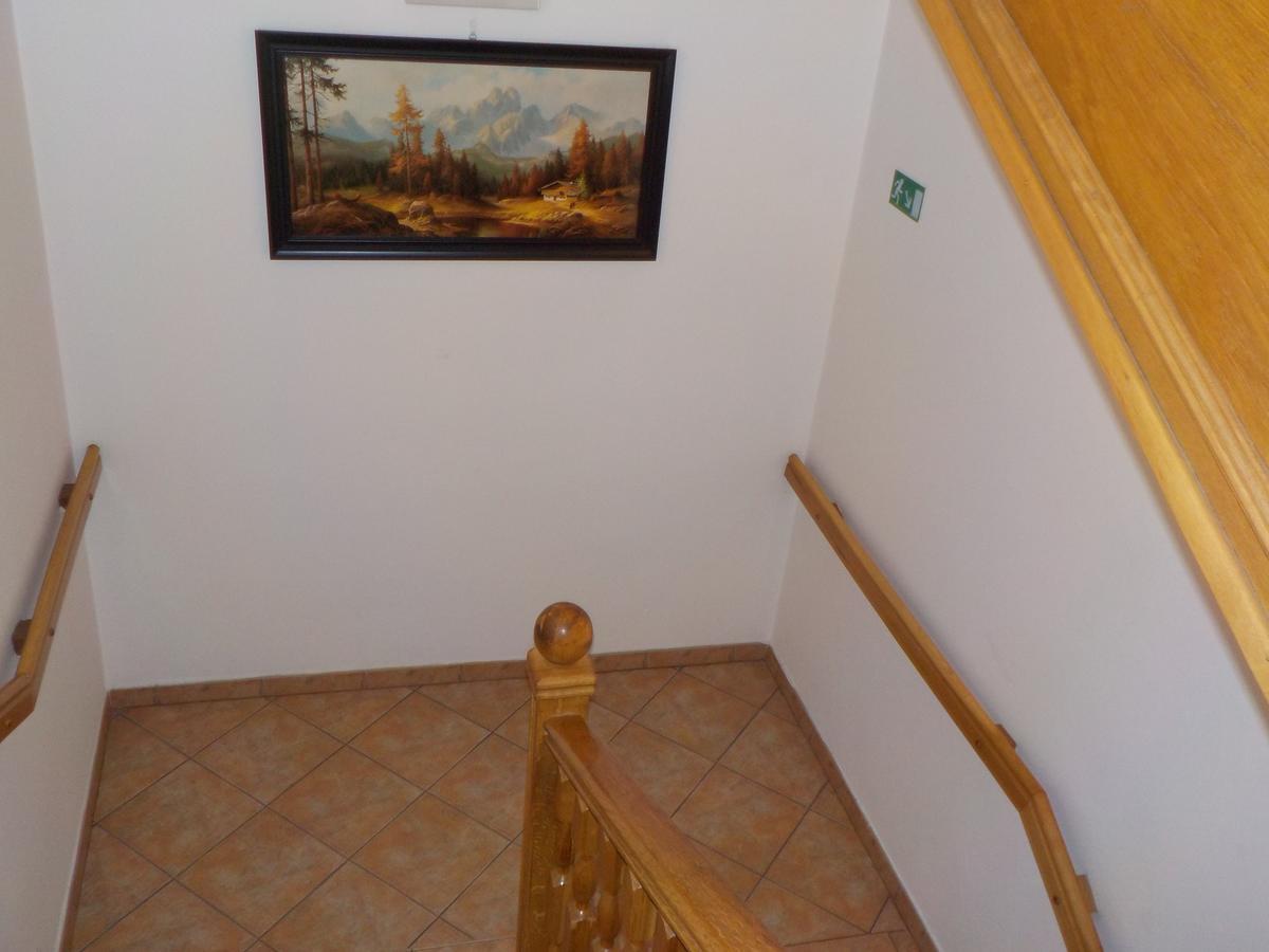 Hotel Krivan Kysucke Nove Mesto 외부 사진