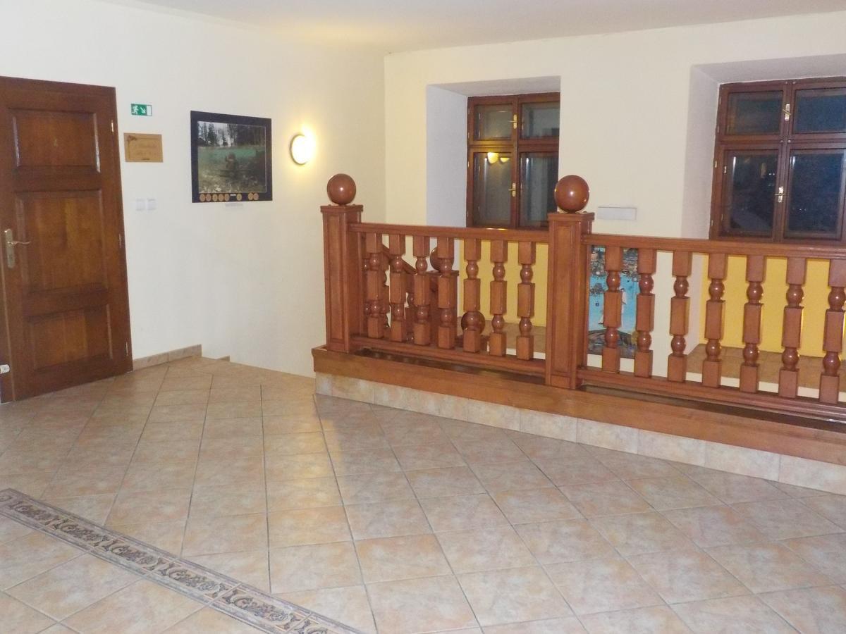 Hotel Krivan Kysucke Nove Mesto 외부 사진