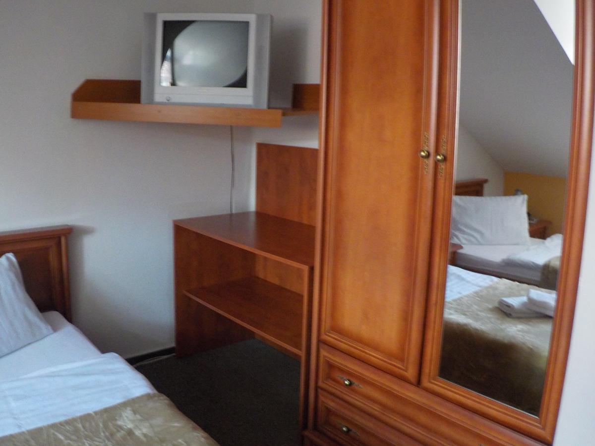 Hotel Krivan Kysucke Nove Mesto 객실 사진